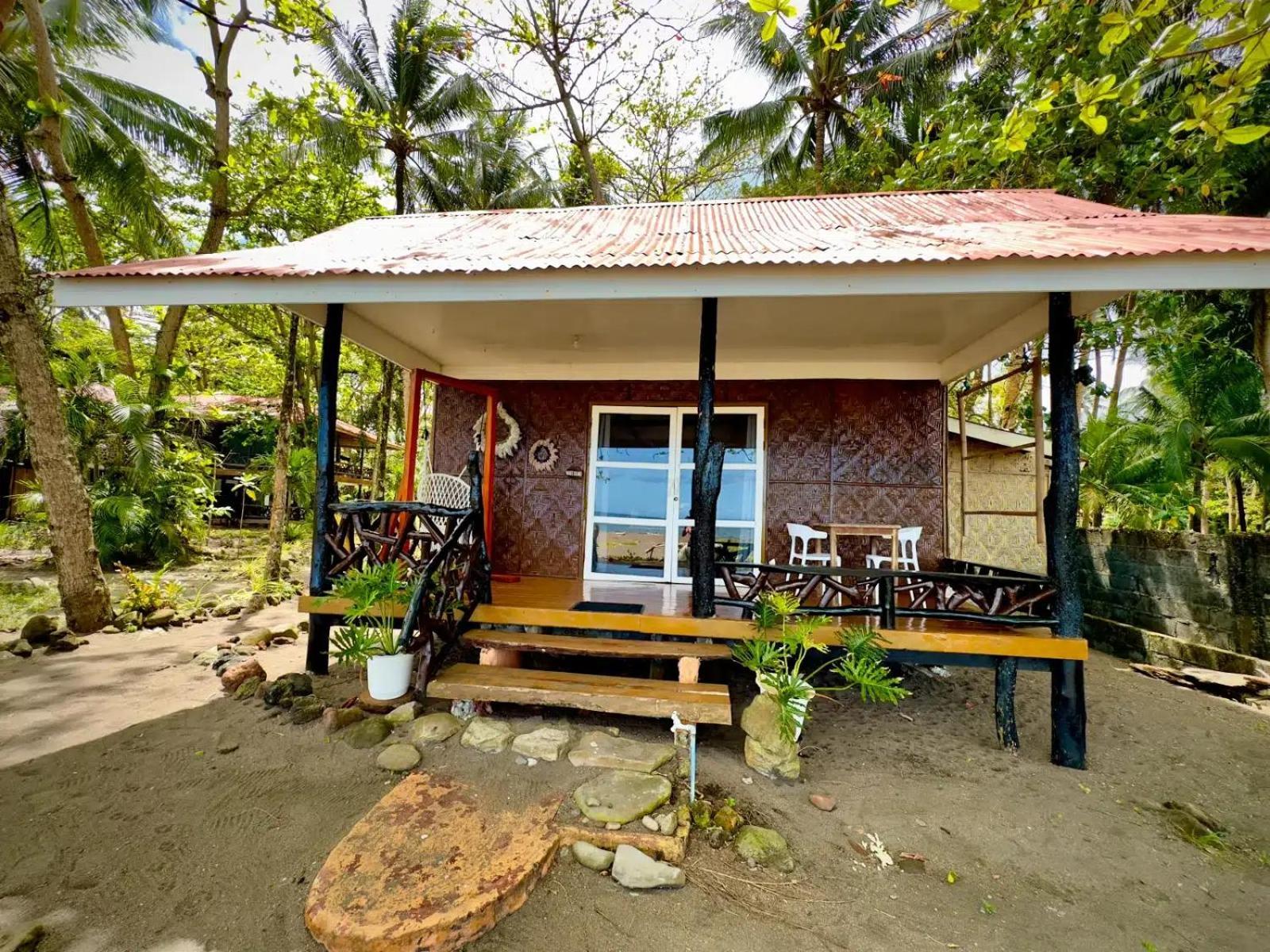 Playa Del Fuego Camiguin Beach Hostel & Resort Mambajao Kültér fotó