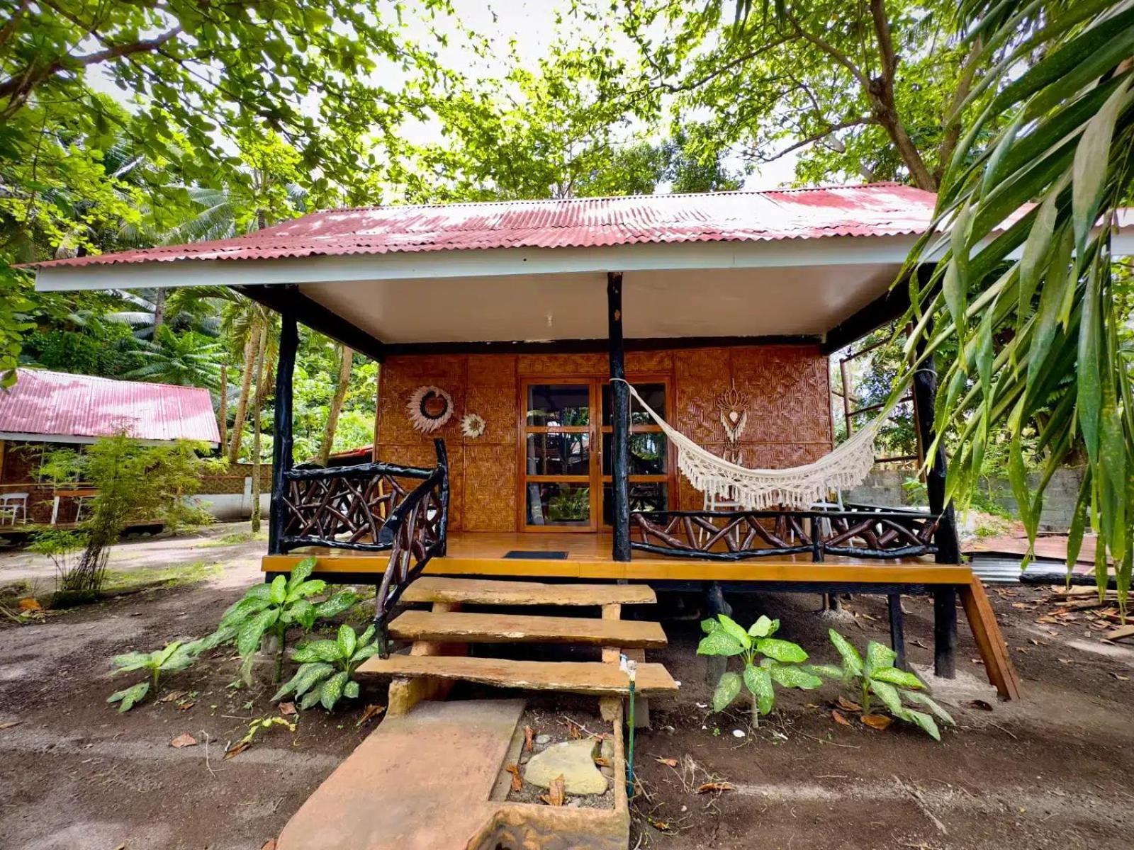 Playa Del Fuego Camiguin Beach Hostel & Resort Mambajao Kültér fotó