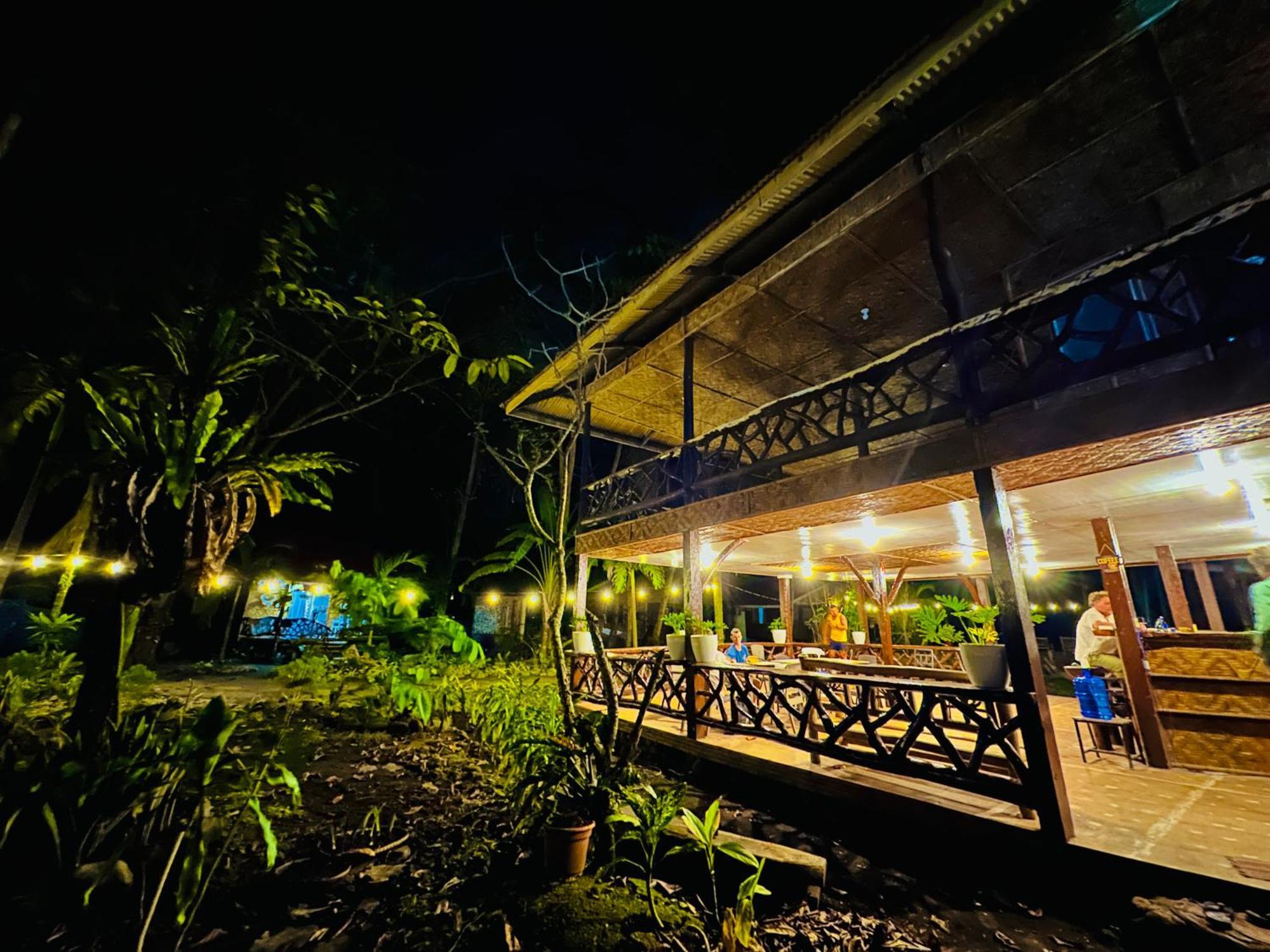 Playa Del Fuego Camiguin Beach Hostel & Resort Mambajao Kültér fotó