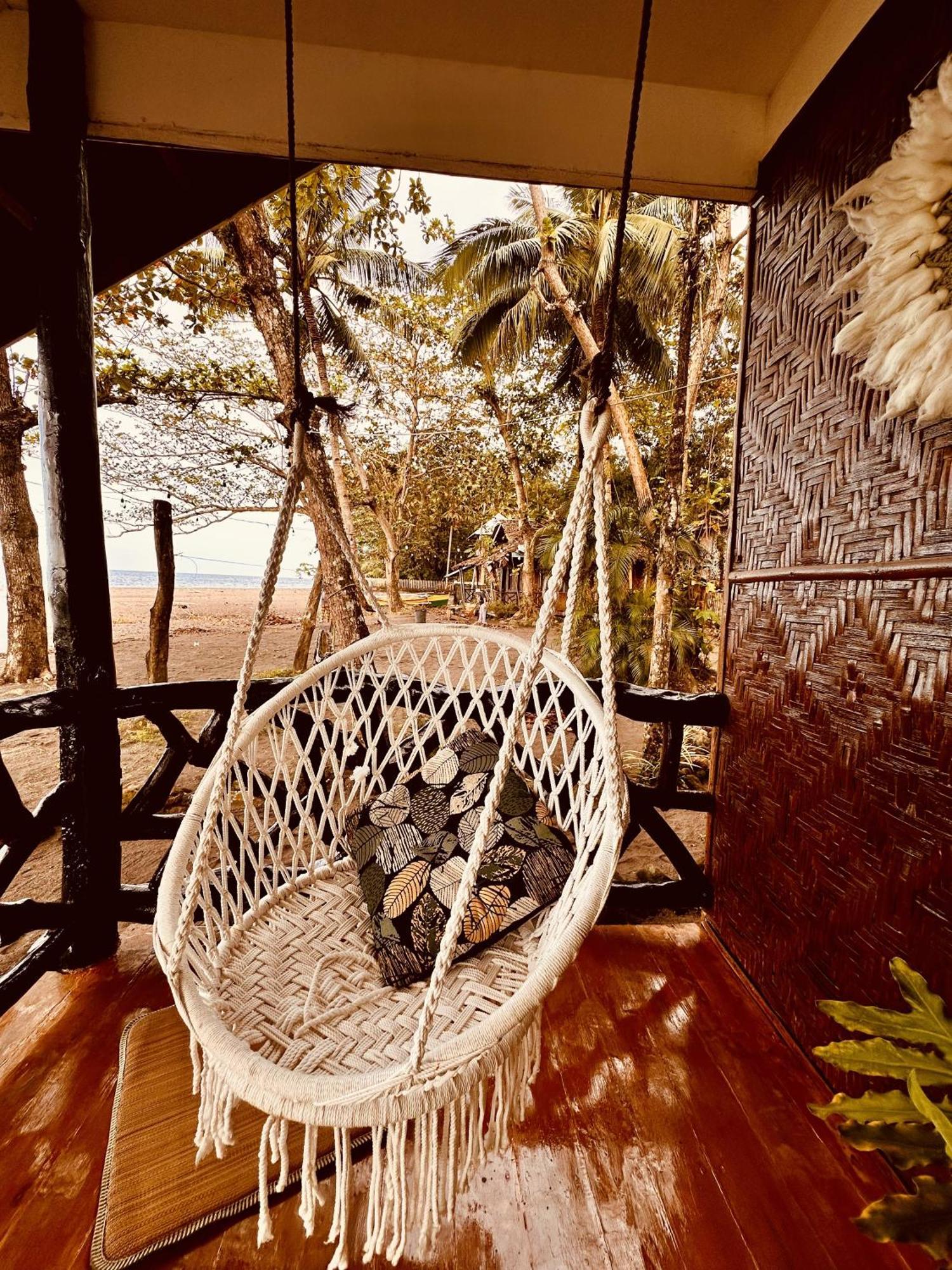 Playa Del Fuego Camiguin Beach Hostel & Resort Mambajao Kültér fotó
